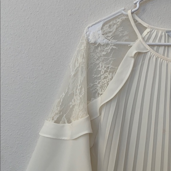 Express Cream Dress Blouse - Picture 2 of 7